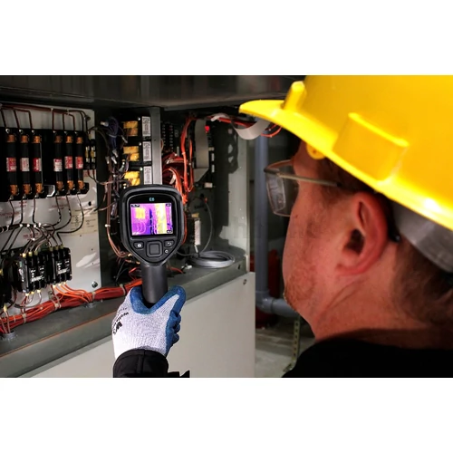Flir E6xt hőkamera