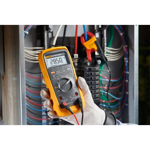 Fluke 87V MAX/E2 Combo Kit digitális multiméter készletben