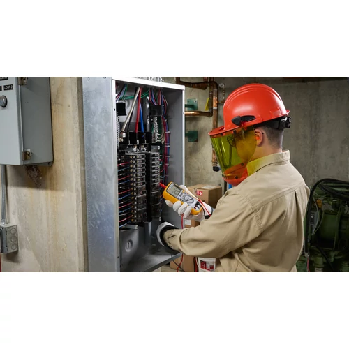 Fluke 17B+/EUR digitális multiméter