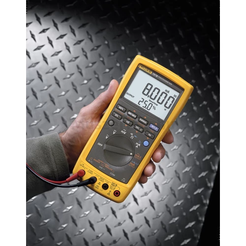 Fluke 787/B Folyamat kalibrátorok