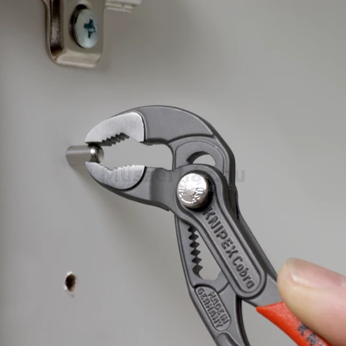KNIPEX 87 01 180 Cobra Hightech cső- és vízpumpafogó 0-42 mm, 180 mm