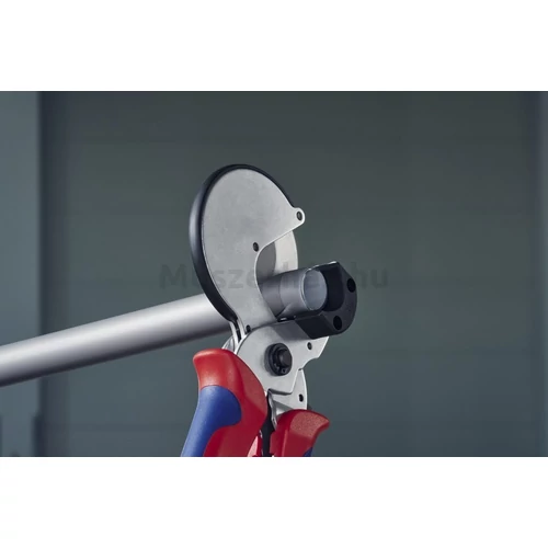 KNIPEX 90 25 25 csővágó többrétegű és műanyag csövekhez, Ø 26 mm-ig