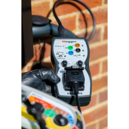 Megger EVCA210 elektromos gépjármű (EV) töltőpont tesztadapter készlet MFT-X1 műszerhez